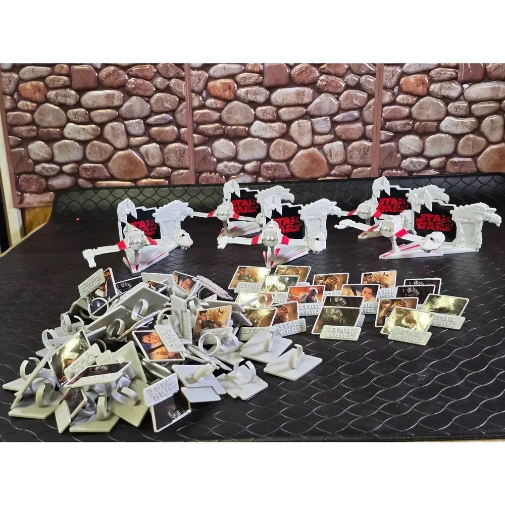 Star Wars The Last Jedi -5 Ski Speeder Cake Toppers and 80 Star Wars party favor